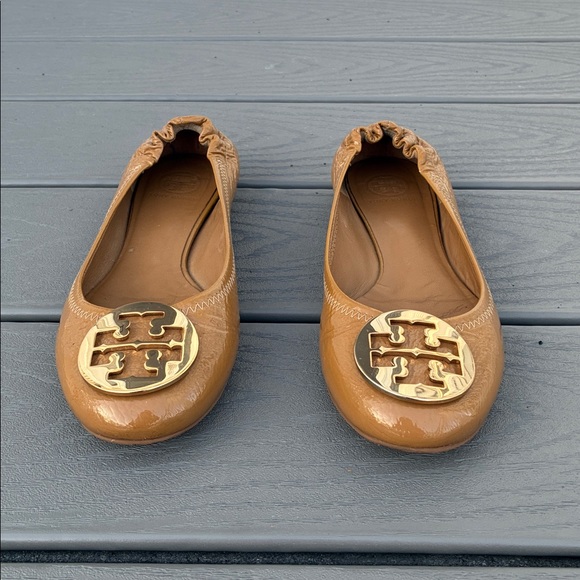 Tory Burch Patent Leather Travel Ballet Flats Tan Size 9 - Picture 3 of 12